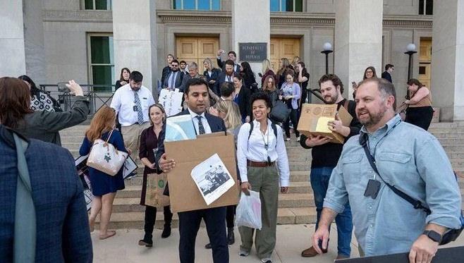 abdde basina sansur onlarca gazeteci pentagonu boykot ediyor 1 gsHMMjhP