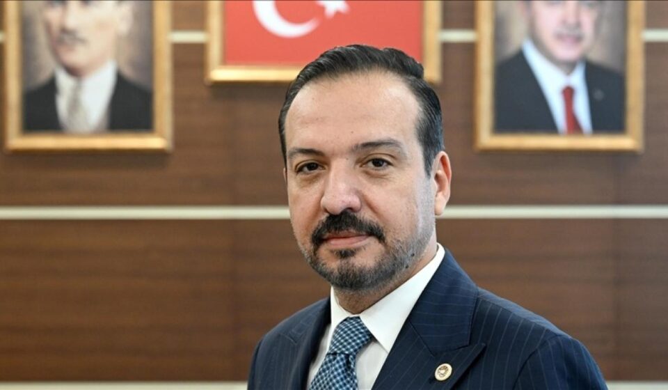 ak partili guclu turk soylular ile ilgili duzenlemeyi kiymetlendirdi 3gx4jLhG.jpg