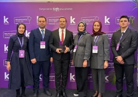 albayrak grubuna ust uste altinci sefer insana hurmet odulu uE9d8hYE.webp