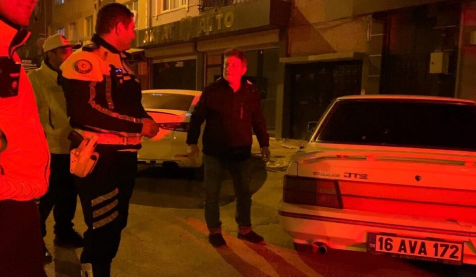 alkollu sofor aracini ovdu lakin cezadan kurtulamadi txf6UOWF.jpg