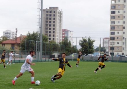 amatorde cilgin duello 10 golun atildigi maci 7 3 kazandilar sgs6FYuC.jpg