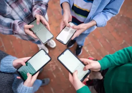 Apple’dan iPhone kullanıcılarına şok ikaz: ‘O uygulamayı telefonlarınızda kullanmayın’ appledan iphone kullanicilarina sok ikaz o uygulamayi telefonlarinizda kullanmayin sfcQhSGn.webp