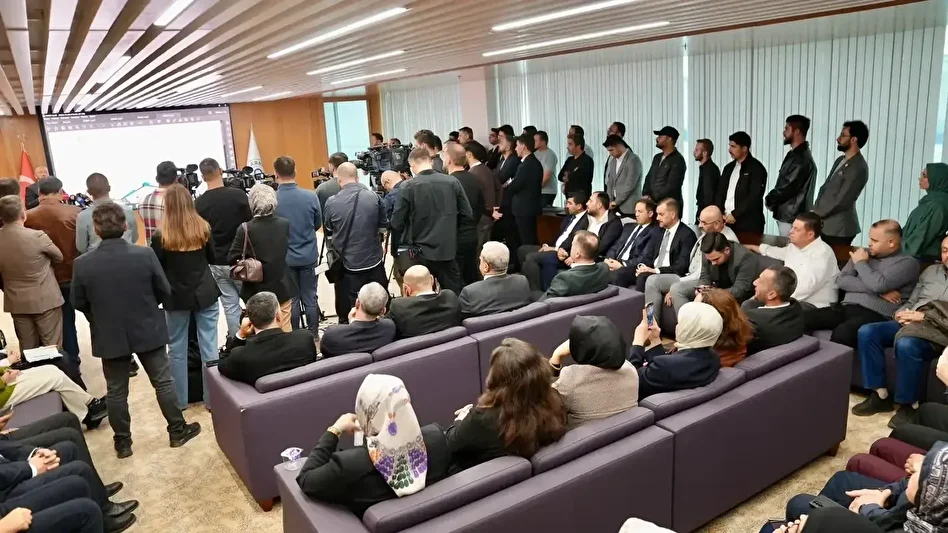 arnavutkoy belediye baskani candaroglundan ozgurozelin iddialarina sert cevap gercegi dokumanlarla konusuyoruz 1 L5PRYdve