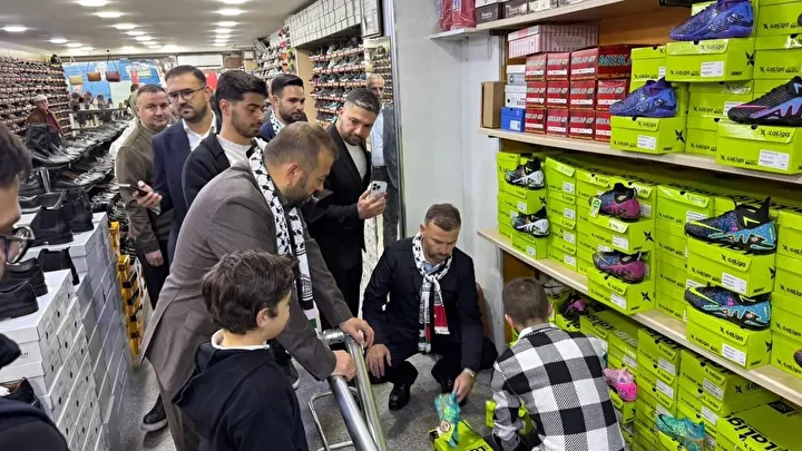 arnavutkoyden gazzeye dayanisma eli esnafin bir gunluk hasilati vatandasin bir gunluk alisverisi gazzeye bagislanacak VaZpj12u