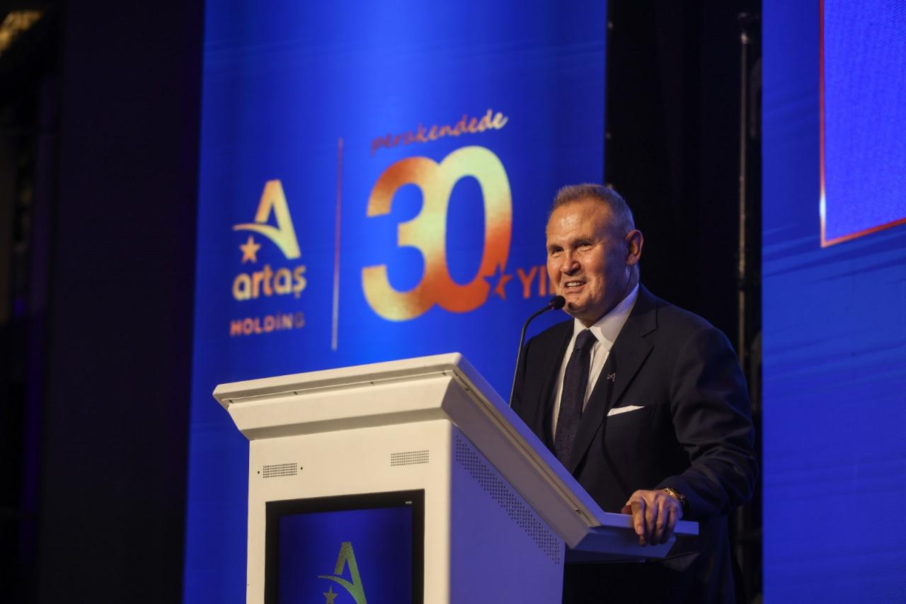 Artaş Holding perakendede 30. yılını görkemli bir aktiflikle kutladı 1 artas holding perakendede 30 yilini gorkemli bir aktiflikle kutladi 0 YkEY8rWt