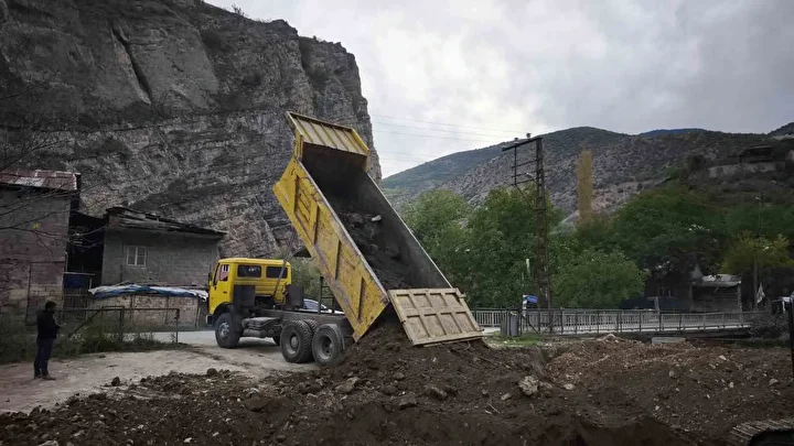 artvinde 3 ton altin heyecani bakanlik musaadesi ile hafriyat yapildi 3 gunun sonunda bakin dadkdpNJ