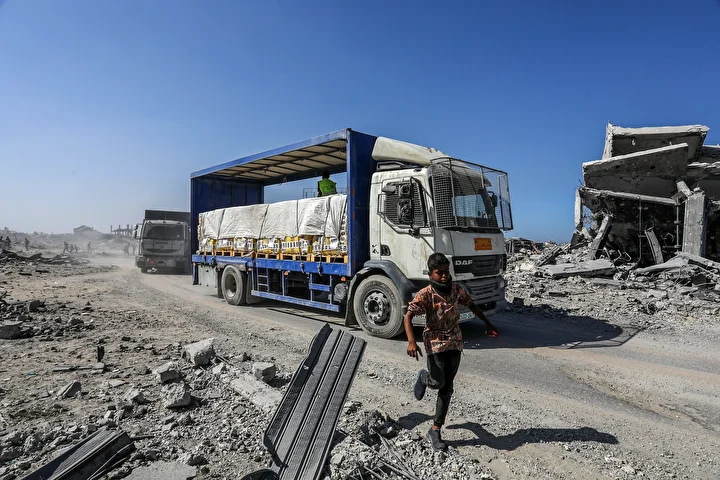 ateskes mutabakati kapsaminda gazzeye yardim tirlarinin girisi suruyor 11 qLbyngP1