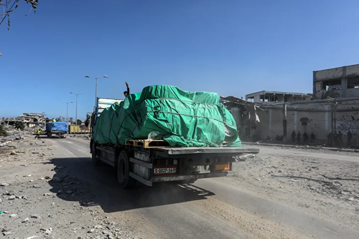 ateskes mutabakati kapsaminda gazzeye yardim tirlarinin girisi suruyor 4