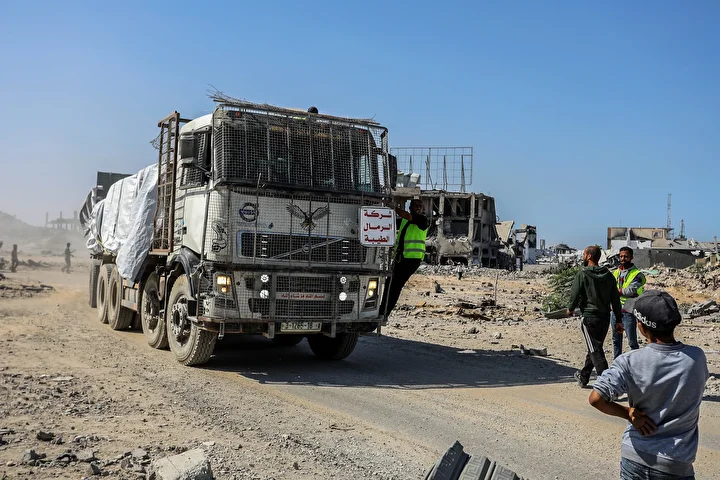 ateskes mutabakati kapsaminda gazzeye yardim tirlarinin girisi suruyor 8