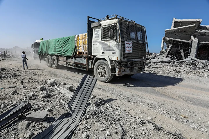 ateskes mutabakati kapsaminda gazzeye yardim tirlarinin girisi suruyor 9