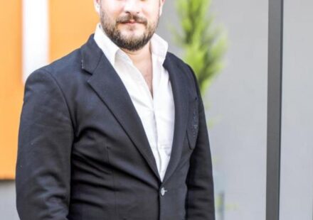Atış Küme CEO’su Ahmet Atış gözaltına alındı atis kume ceosu ahmet atis gozaltina alindi Hfldl7LE.jpg
