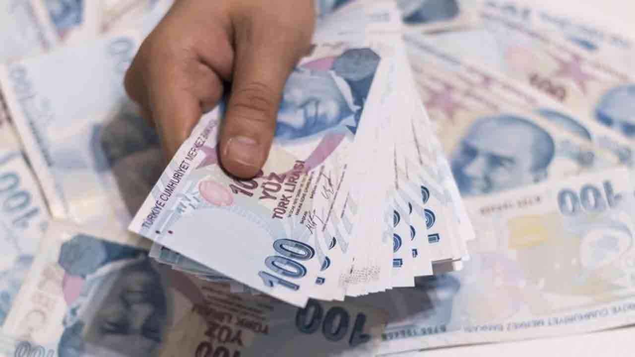 Aylık 11.702 TL hesaplara yatacak! Maaşını bankadan çekmek isteyenler... 1 aylik 11702 tl hesaplara yatacak maasini bankadan cekmek isteyenler 0 eJVOfgz6