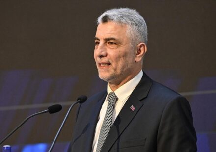 Bakan Bolat duyurdu: 389 milyar dolara yükseldi! bakan bolat duyurdu 389 milyar dolara yukseldi 5MMRBPh4.jpg