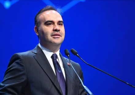 Bakan Kacır müjdeyi duyurdu: İki yeni OSB geliyor! bakan kacir mujdeyi duyurdu iki yeni osb geliyor SrrUTpaM.jpg