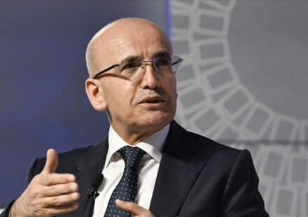 Bakan Şimşek G20, IMF ve Dünya Bankası toplantıları için Washington’a gitti bakan simsek g20 imf ve dunya bankasi toplantilari icin washingtona gitti 9xA4g8uO.jpg