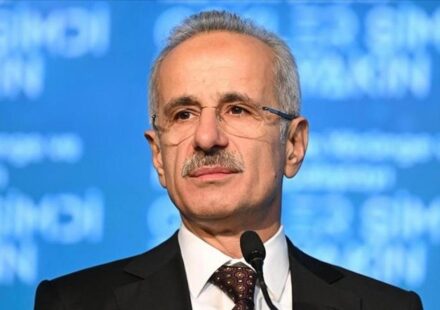 bakan uraloglu guneydogu avrupa isbirligi sureci ulkeleri ulastirma konferansinda konustu uTZgaR1K.jpg