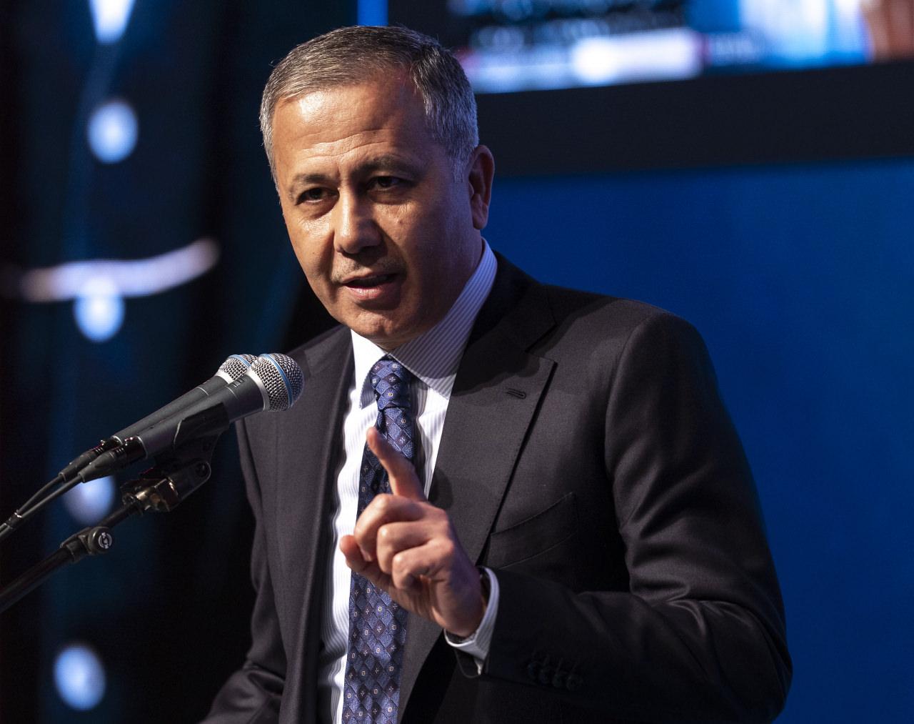 Bakan Yerlikaya: Asıl görevimiz hatası doğmadan önlemektir 3 bakan yerlikaya asil gorevimiz hatasi dogmadan onlemektir 2 8Bc8cUJv