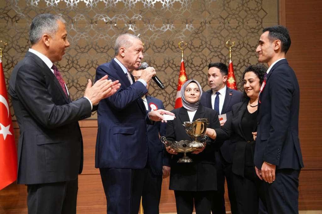 bakan yerlikayadan goreve yeni atanan kaymakamlara ileti 4 rDj9Rkqf