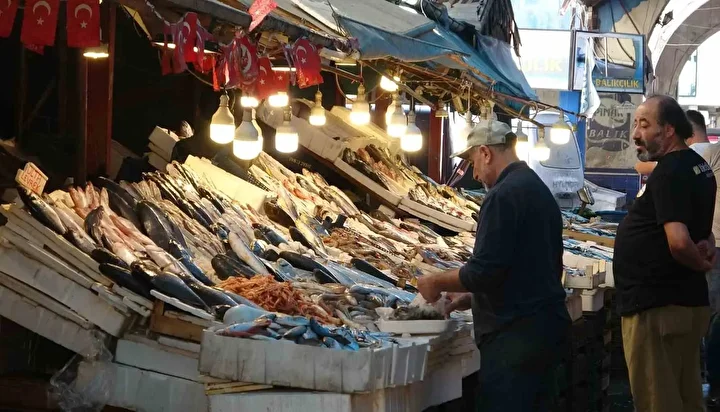 Balıkçılar dönemden şad: Bolluk yaşanıyor fiyatlar kasım sonuna kadar uygun 1 balikcilar donemden sad bolluk yasaniyor fiyatlar kasim sonuna kadar uygun 0 qAqAA4Ae