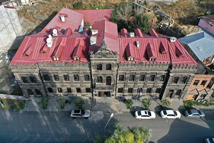 baltik mimarisiyle sekillenen kars kultur turizminin gozdesi 17 TLmz5YDj