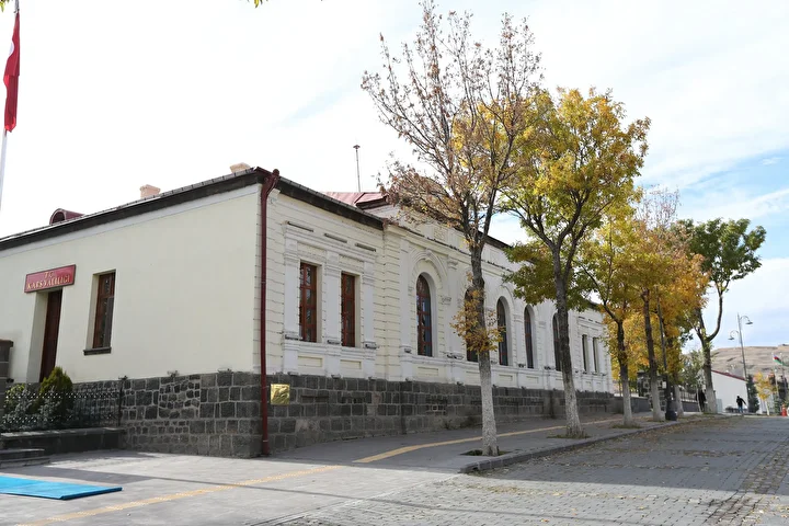baltik mimarisiyle sekillenen kars kultur turizminin gozdesi 21 CZTZm9QL