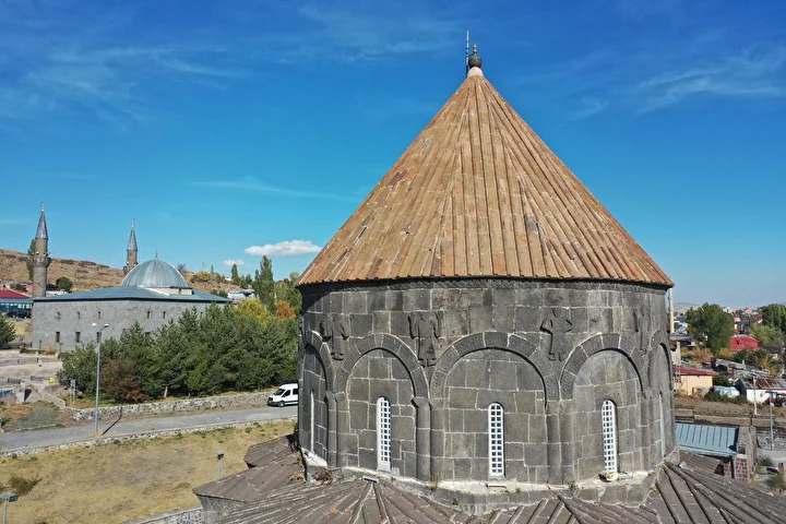 baltik mimarisiyle sekillenen kars kultur turizminin gozdesi 29 FaQBy78u