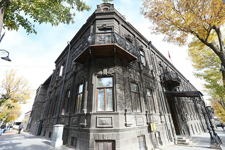 baltik mimarisiyle sekillenen kars kultur turizminin gozdesi 3 W47uZ7Cz