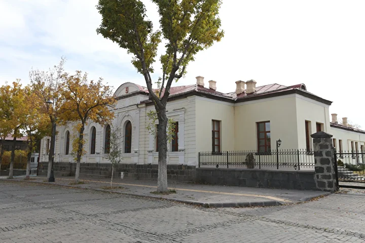 baltik mimarisiyle sekillenen kars kultur turizminin gozdesi 4 tXJM4p8z
