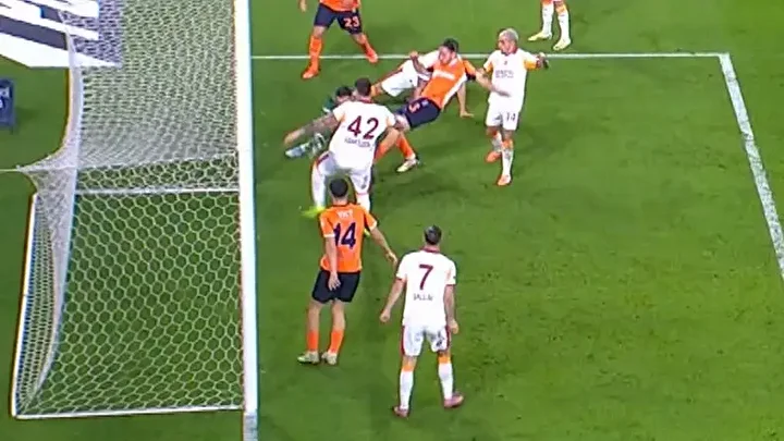 basaksehirin golu ofsayt miydi eski hakem galatasaray macindaki durumu kiymetlendirdi 3 SKNkz2Hp