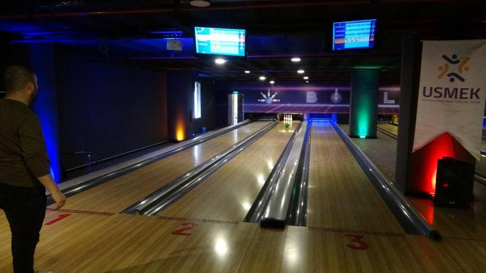 Basın mensupları bowling turnuvasında buluştu 1 basin mensuplari bowling turnuvasinda bulustu 0