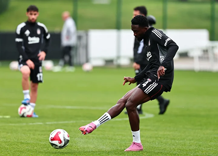 besiktas genclerbirligi mac takimi ve birinci 11ler 9 T8NHetgX