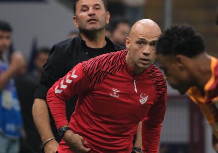 Beşiktaş maçında sakatlanmıştı: Yıldız ismin geri dönüş tarihi açıklandı besiktas macinda sakatlanmisti yildiz ismin geri donus tarihi aciklandi HHkDKlF1.jpg