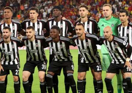 Beşiktaş’tan ayrılır ayrılmaz Fenerbahçe’ye imza atabilir besiktastan ayrilir ayrilmaz fenerbahceye imza atabilir RxKbAmQ8.jpg