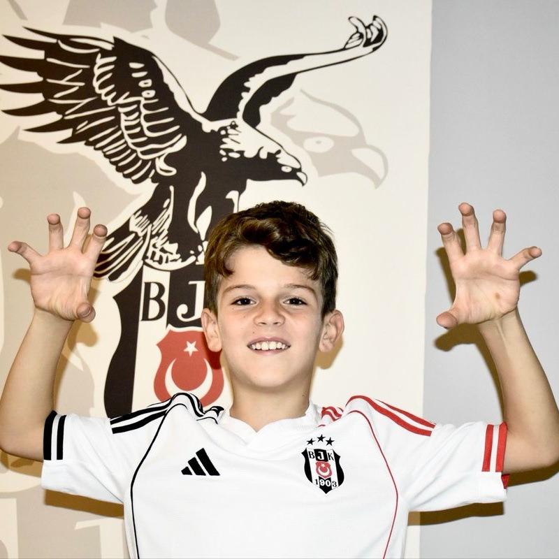 besiktastan futbola uc transfer 1 tRXud3y5