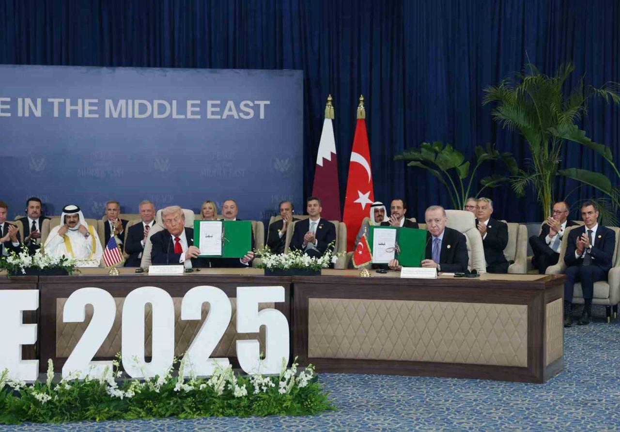 Birbirlerine düştüler: Erdoğan ve Trump'ın ardında dekor olduk! 1 birbirlerine dustuler erdogan ve trumpin ardinda dekor olduk 0 CK2kkj45