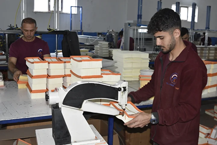 bitliste fabrika kurdu eserini 15 ulkeye gonderiyor 4 4hwLLGPN