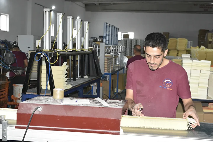 bitliste fabrika kurdu eserini 15 ulkeye gonderiyor 7 NdjJV2RL