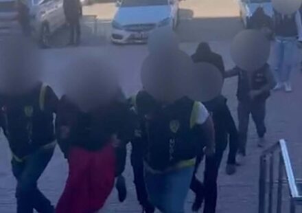 Bodrum’da fuhuş çetesi çökertildi; 7 tutuklama bodrumda fuhus cetesi cokertildi 7 tutuklama w1V1Cq9S.jpg