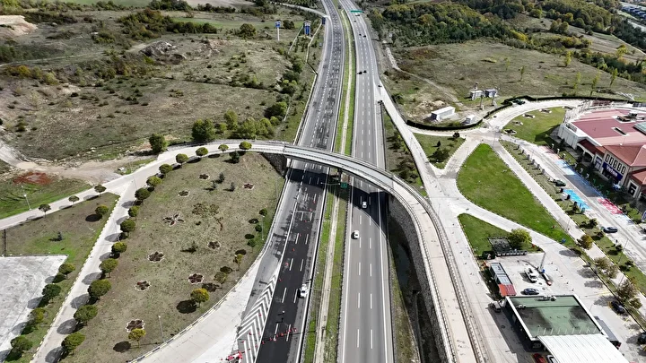 bolu dagi tunelinin istanbul istikameti 5 saat ulasima kapatilacak 1 lDu4ylXz