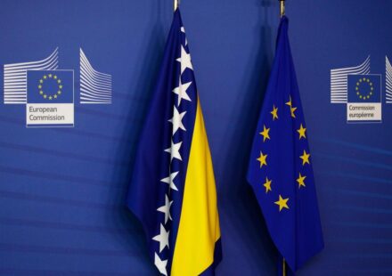 bosna hersek abye girmek uzere MwSvAMNX.jpg