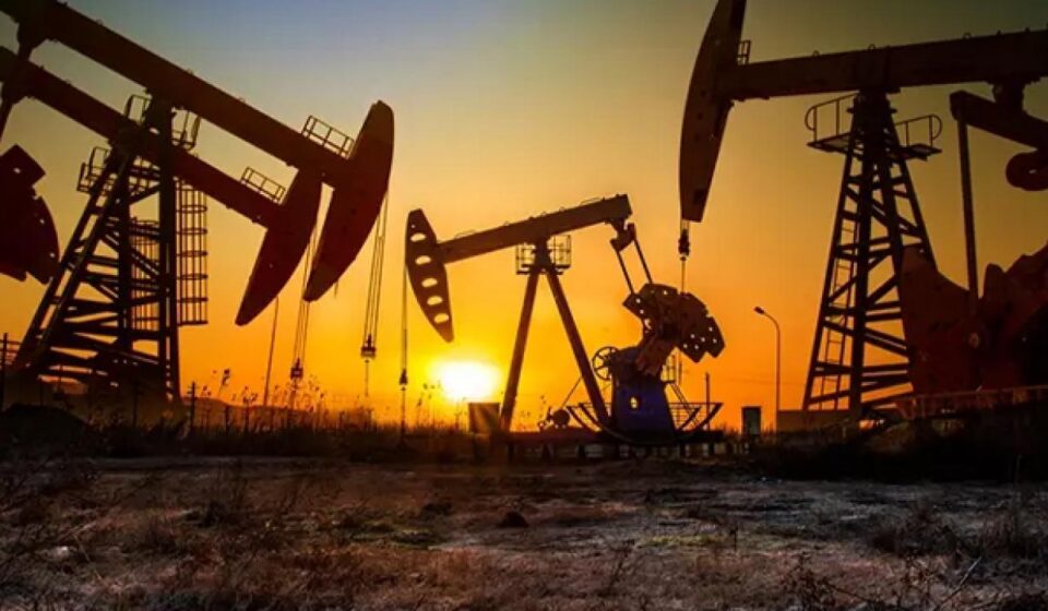 brent petrolun varili 6216 dolardan surec goruyor hQYhE95e.jpg