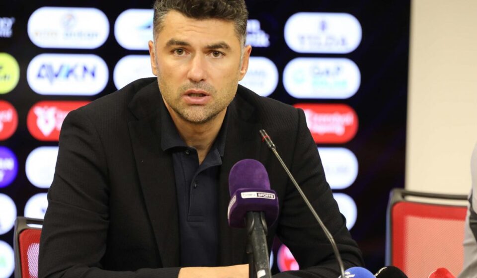 Burak Yılmaz ‘aile dostumdur’ diyerek ulusal yıldızı övdü burak yilmaz aile dostumdur diyerek ulusal yildizi ovdu ZH9OmVc3.jpg
