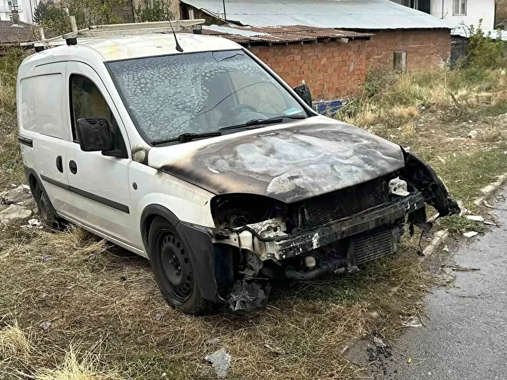 cankirida cikan yanginda 4 yapi ve bir arac ziyan gordu 4 kJG7dXlU