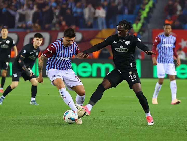 Çaykur Rizespor - Trabzonspor Maç Takımı ve Birinci 11’ler 13 caykur rizespor trabzonspor mac takimi ve birinci 11ler 12 4a21CJDe