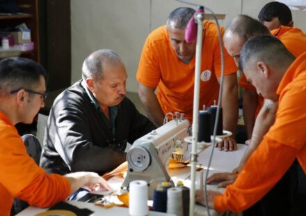 ceza infaz kurumlarinda fabrika uzere uretim yapiliyor RpDPht1T.jpg