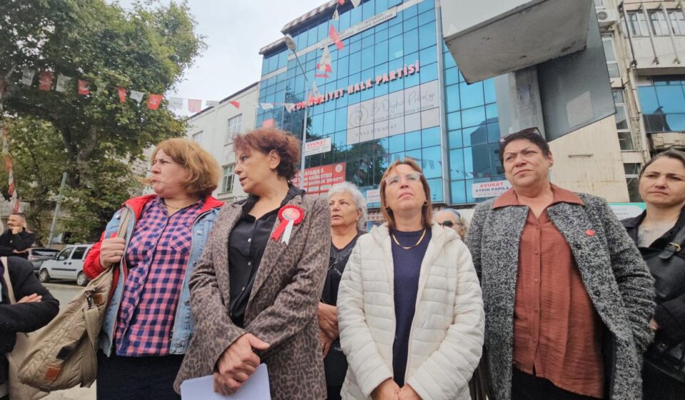 CHP’de 10 istifa daha! chpde 10 istifa daha 9slrPjcM.jpg