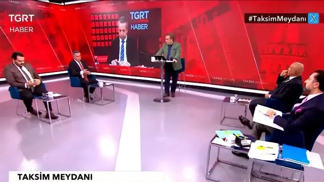 chpli burcu koksal ak partiye mi geciyor canli yayinda bomba kulis bilgisini paylastilar OBb4lin5.webp
