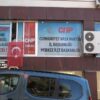 chpli il baskani kendini binaya kilitleyip hareket yapti cozum bulunmazsa cikmayacagiz S2Z54IFX.jpg