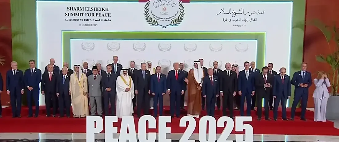 cumhurbaskani erdogan ile trumptan misirda aile fotografi 2 rZaRQmJe