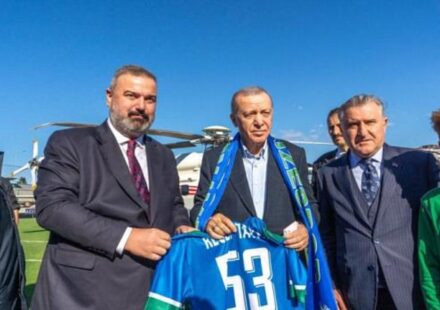 cumhurbaskani erdogandan super lig grubuna ziyaret YSTrNFN8.jpg
